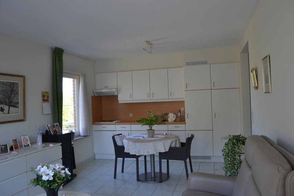 Lindehof Serviced Flats Zoersel 객실 사진